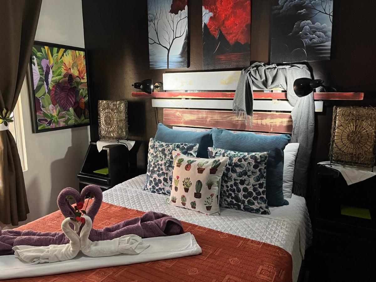 Sunrise House Bed & Breakfast Quepos Luaran gambar