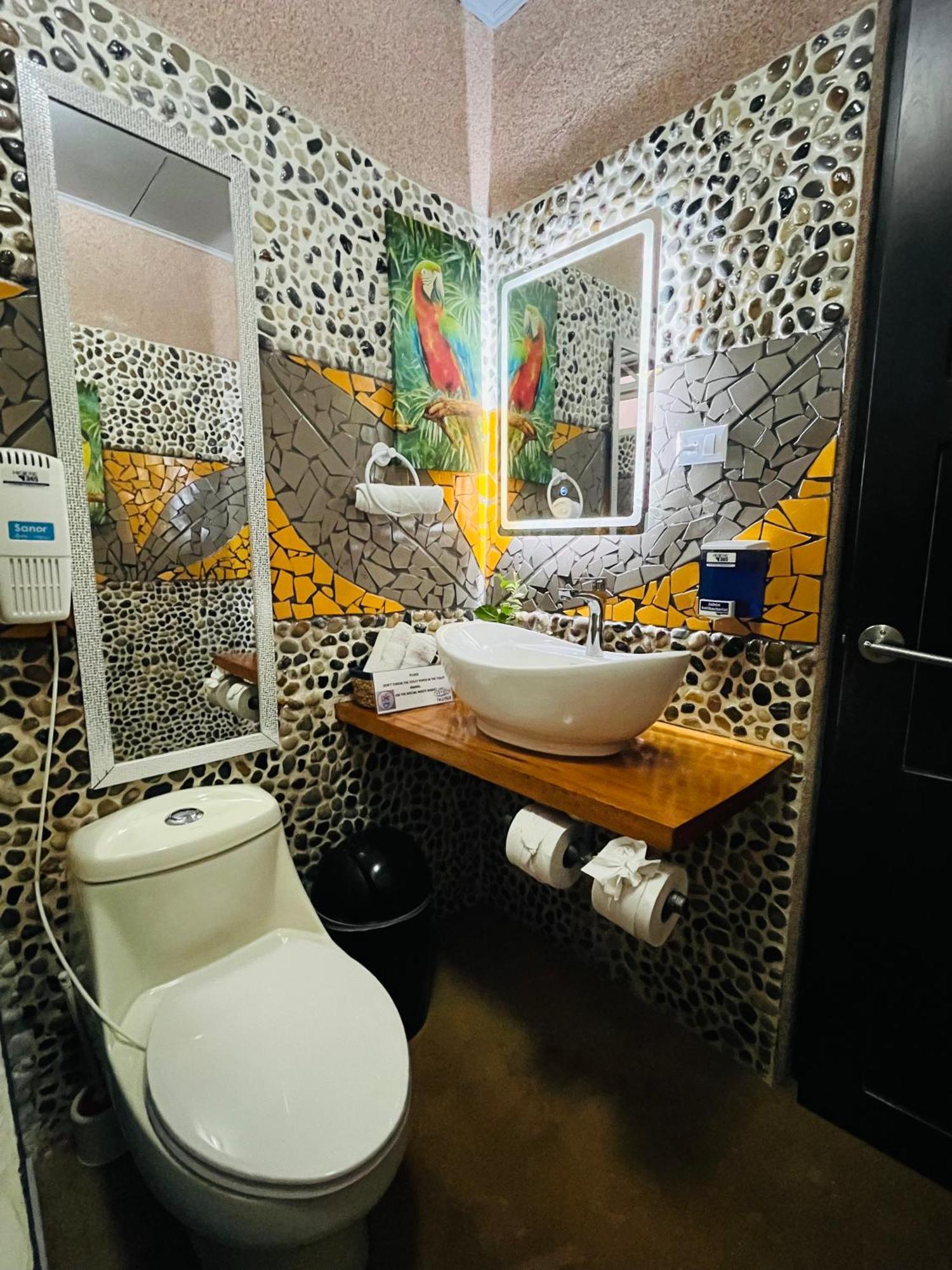 Sunrise House Bed & Breakfast Quepos Luaran gambar