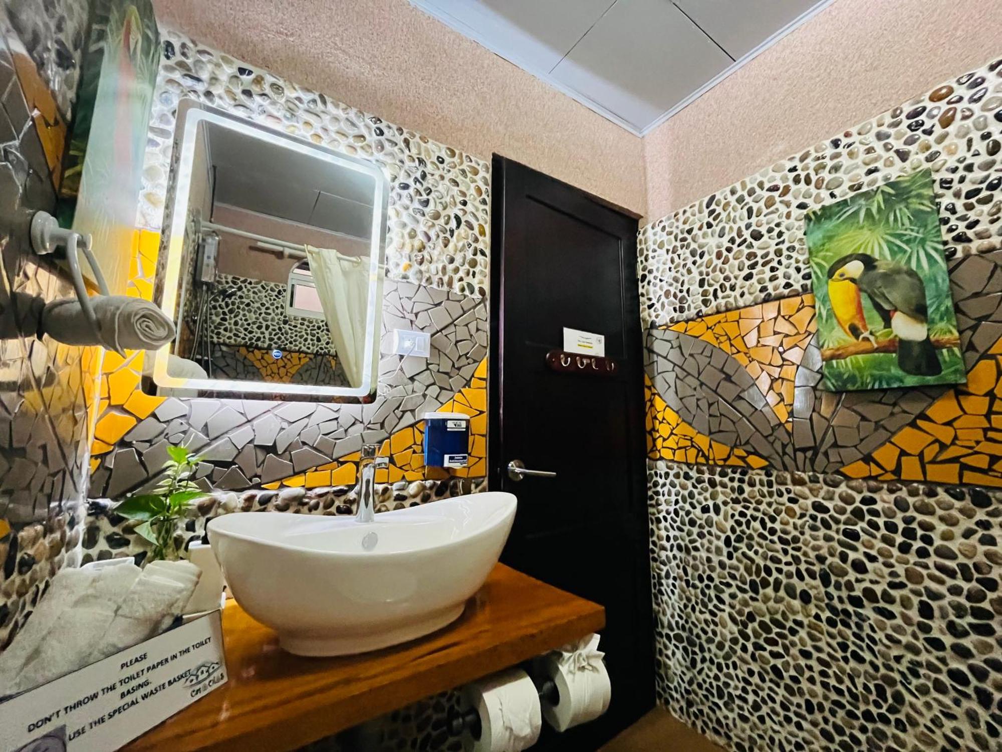 Sunrise House Bed & Breakfast Quepos Luaran gambar