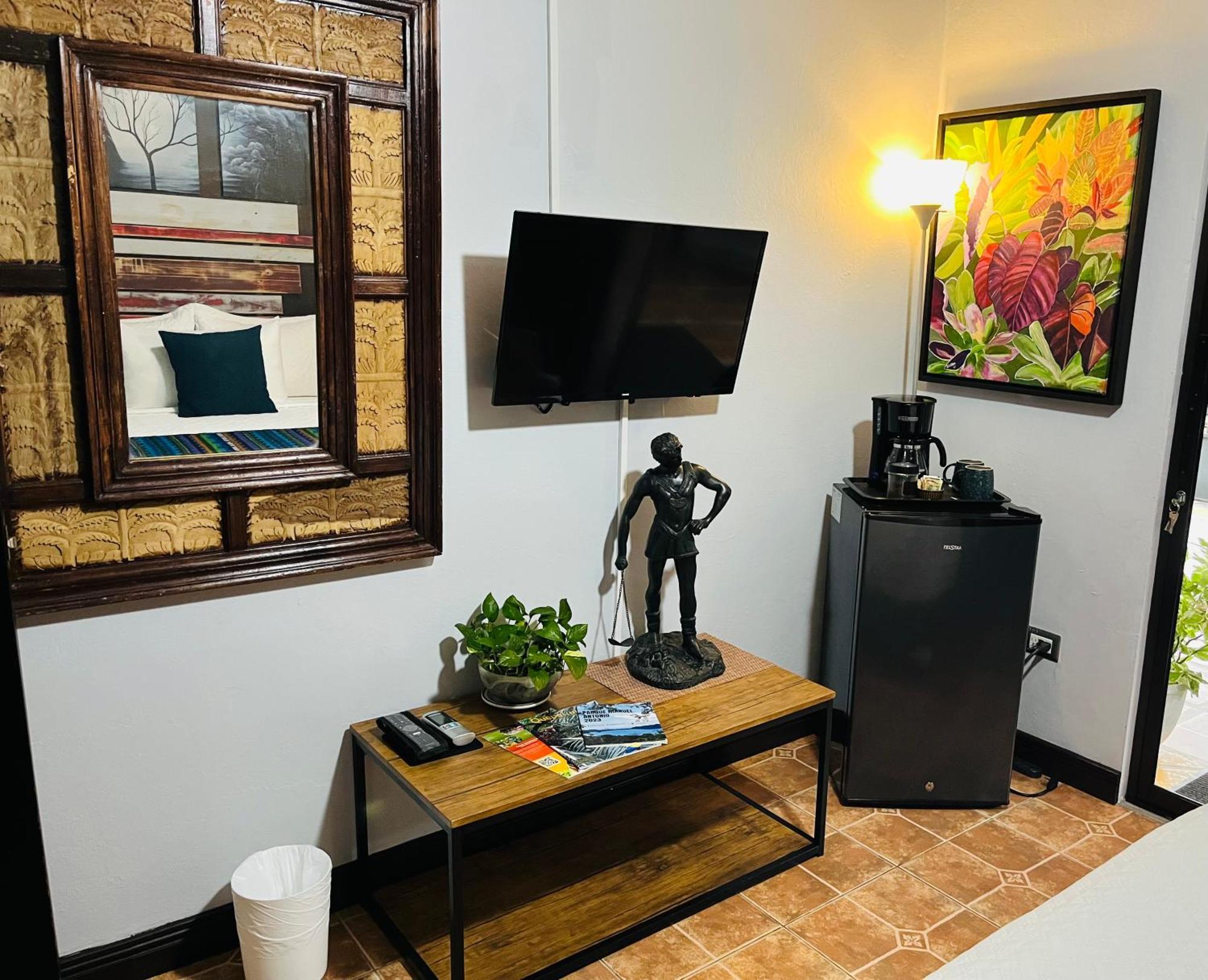 Sunrise House Bed & Breakfast Quepos Luaran gambar